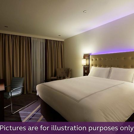 Premier Inn Koeln City Centre Esterno foto